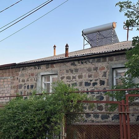 B&B Ruzan Yeghegnadzor Exterior photo